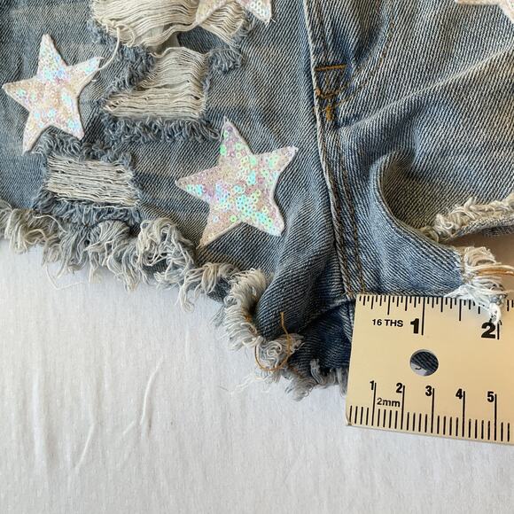 Forever 21 Women Shorts XS Blue Denim Star Patch Distressed Sequin Frayed Hem - Picture 7 of 10